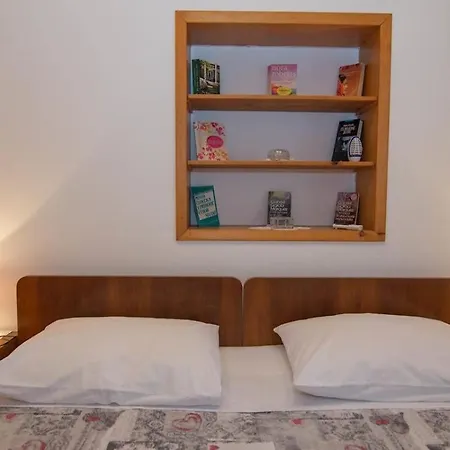 Teo * וולי לוסיניי